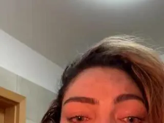 alicia_secret on Flirt4Free