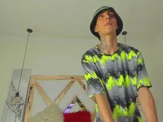 angel_hernandex on Flirt4Free