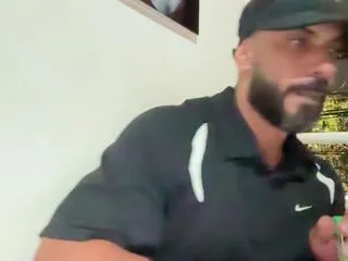 braun_phillips on Flirt4Free