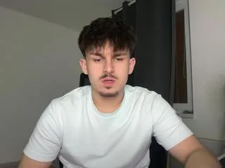 charlton_lee on Flirt4Free