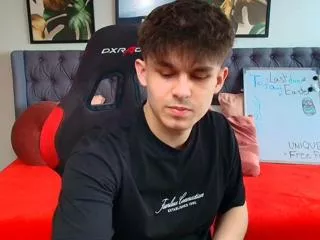 charlton_lee on Flirt4Free