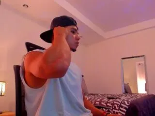 chirs_morgan on Flirt4Free