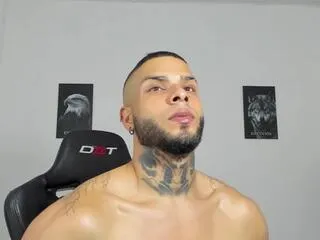 curtis_blake on Flirt4Free