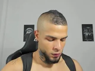 curtis_blake on Flirt4Free