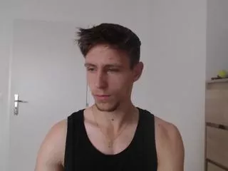 evan_richmond on Flirt4Free