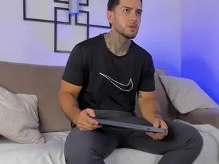 frank_gomez — Freechat on Flirt4Free