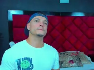 isaac_suarez on Flirt4Free