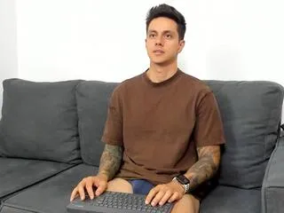 jean_broc on Flirt4Free