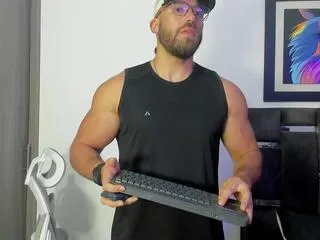 joshua_lyon on Flirt4Free