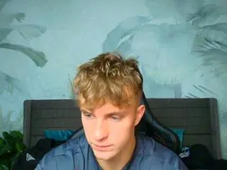 levi_manning on Flirt4Free