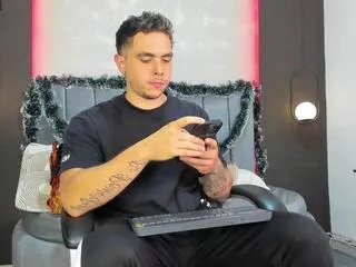 liam_walker on Flirt4Free