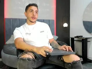 liam_walker on Flirt4Free