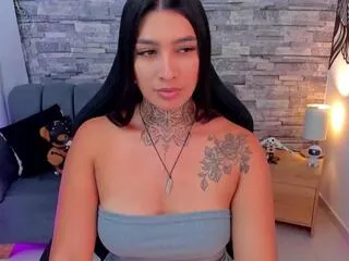 louane_bour on Flirt4Free