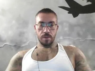 lucias_crawford on Flirt4Free