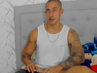 luigi_ferrara on Flirt4Free