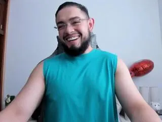 luigi_white on Flirt4Free