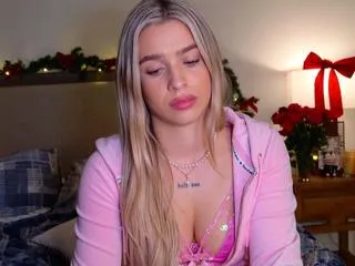 maci_reynolds on Flirt4Free