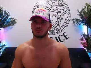 marco_riciardo — Freechat on Flirt4Free