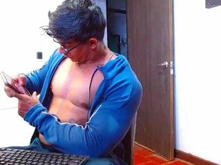 marcus_harris on Flirt4Free