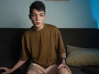 matthew_twitty — Freechat on Flirt4Free