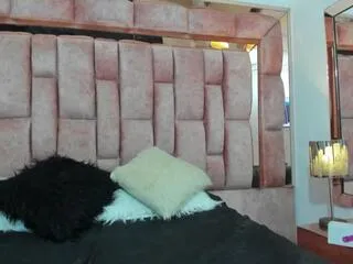 melanie_paz