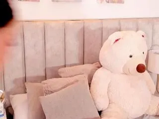 mia_donatti on Flirt4Free