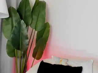 pola_leone on Flirt4Free