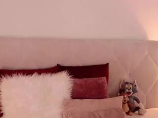 rebeca_leigh on Flirt4Free