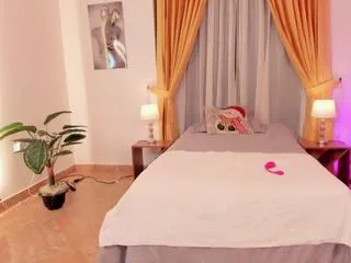 salome_rossi on Flirt4Free