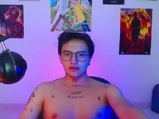 teo_fania on Flirt4Free