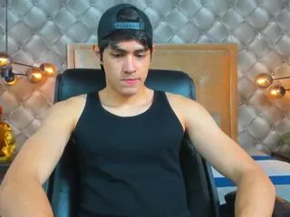 tyler_lions on Flirt4Free