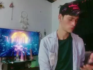 tyler_thin on Flirt4Free