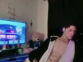 tyler_thin on Flirt4Free