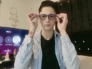 tyler_thin on Flirt4Free