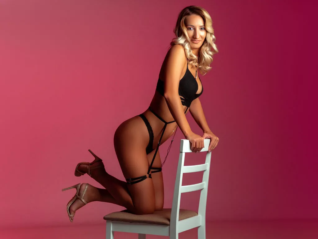 AylaLevine — Intelligent and full of fun conversations, attention and encouragement  I want to be guided to pleasure by my man