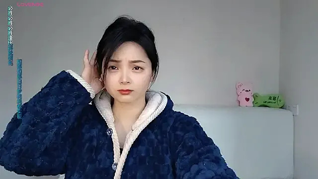 -J-o-y- on StripChat