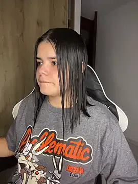 2Angela_ on StripChat