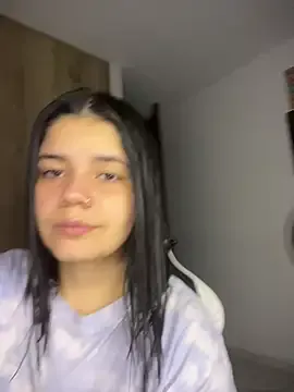 2Angela_ on StripChat