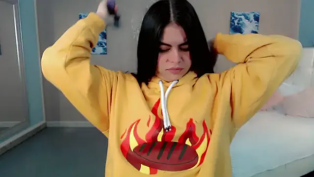 _Maddison_Ivanova_ on StripChat