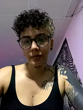 Abby_Evanns1 on StripChat