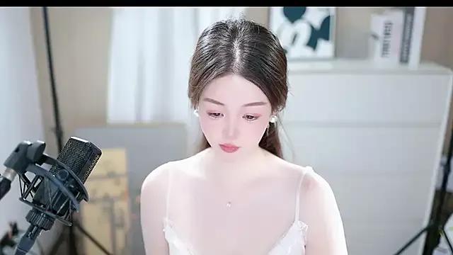 abbyli12 on StripChat 