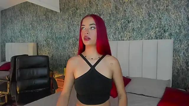 AlannaBlakes on StripChat 