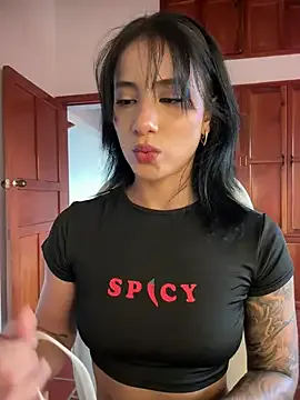 Ale_Lewis on StripChat