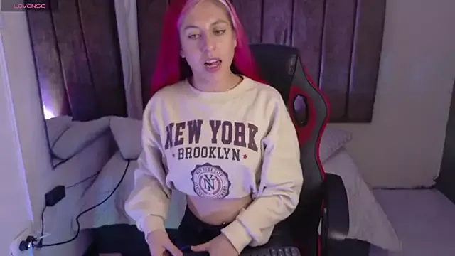 Alektra_bryce on StripChat