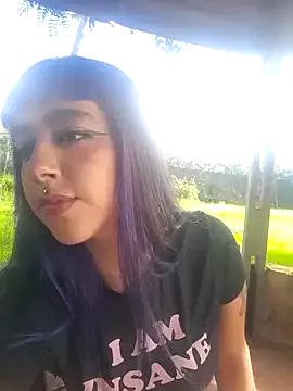 AliceMrtnz on StripChat