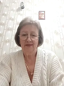 AlikaSwan5821 — Private on StripChat