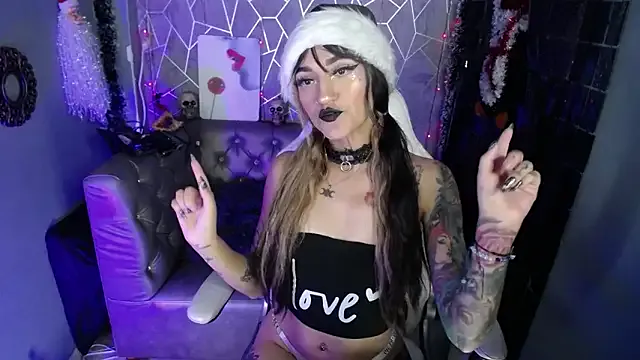 amelierouss on StripChat