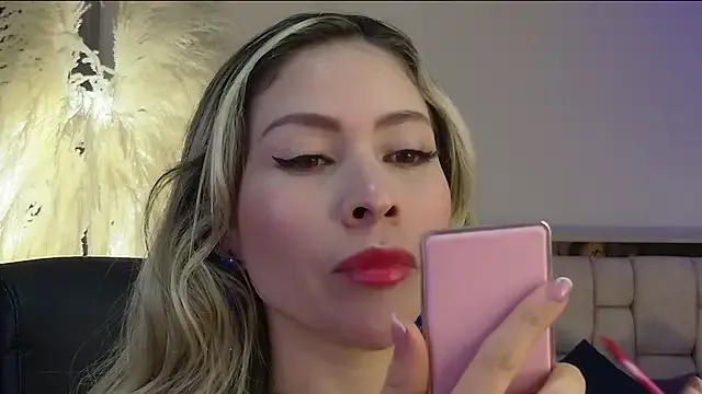 Ammy_Castro on StripChat