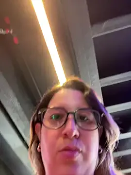 amooraaamoon on StripChat