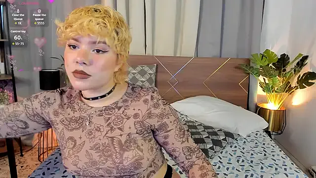 Amy_art on StripChat